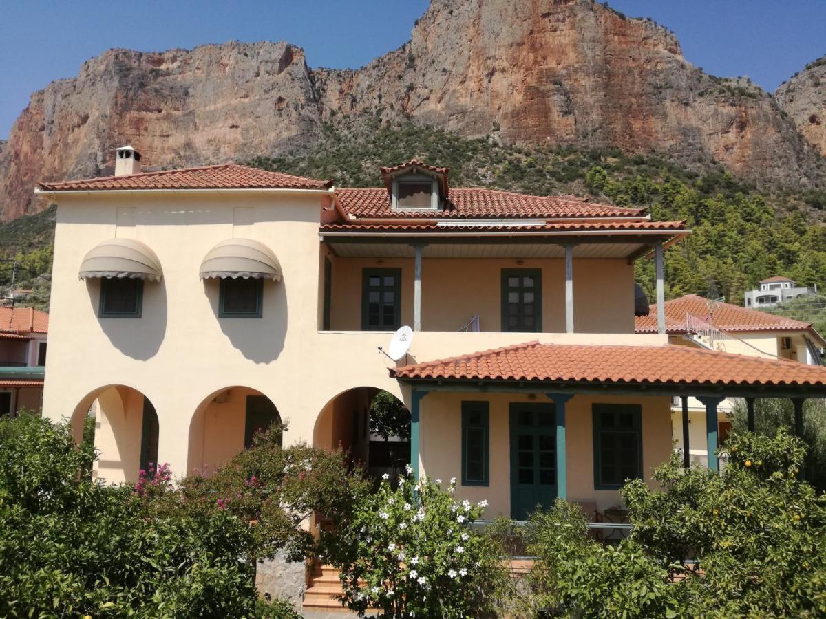 The Valkyries 2 Apartamento Leonídion Exterior foto